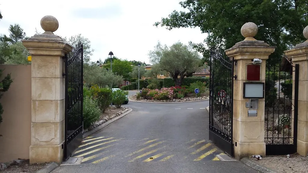 Semesterbostad Provencal House In Fayence With Pool & Indoor Spa