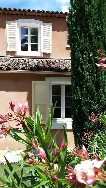 Provencal House In Fayence With Pool & Indoor Spa Semesterbostad